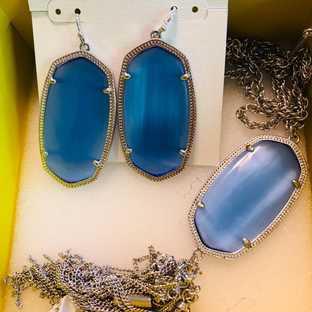 NWT SET RARE & Retired Kendra Scott Periwinkle Cats Rayne Danielle/Rayne Silver! - Picture 4 of 4